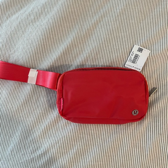 lululemon athletica Handbags - lululemon everywhere belt bag - pale raspberry